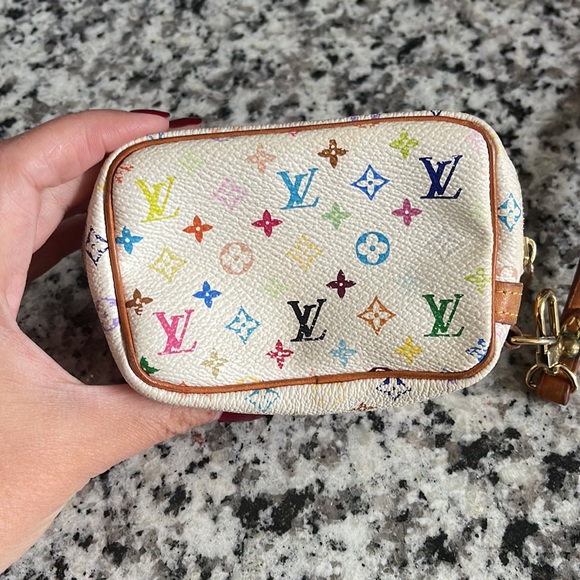 Louis Vuitton Wapity pouch - Picture 4 of 9